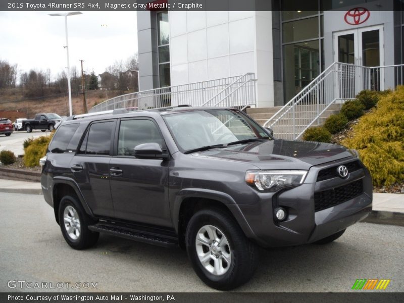 Magnetic Gray Metallic / Graphite 2019 Toyota 4Runner SR5 4x4