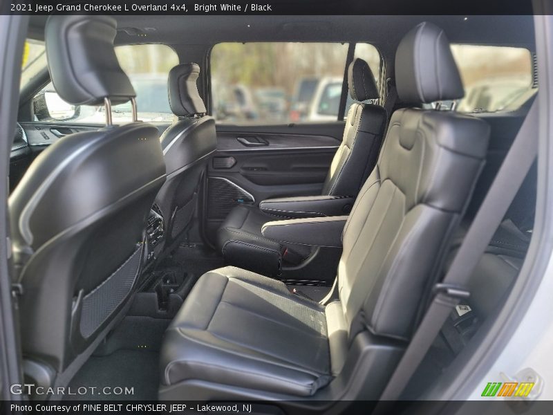 Bright White / Black 2021 Jeep Grand Cherokee L Overland 4x4