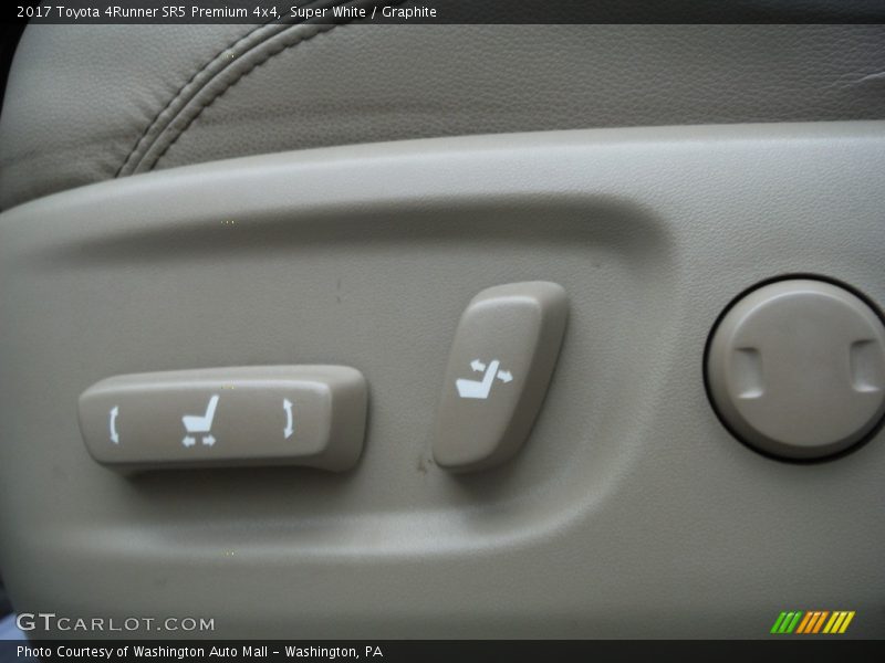 Super White / Graphite 2017 Toyota 4Runner SR5 Premium 4x4