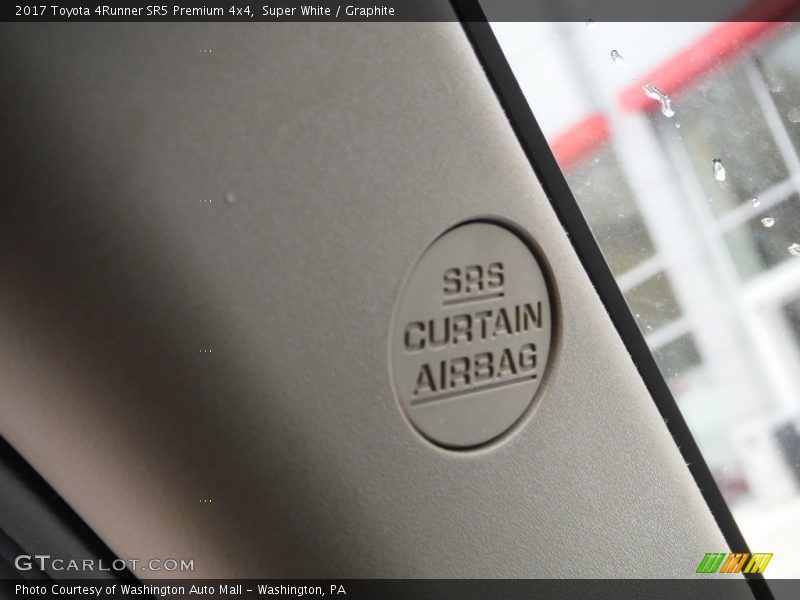 Super White / Graphite 2017 Toyota 4Runner SR5 Premium 4x4