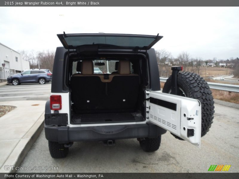 Bright White / Black 2015 Jeep Wrangler Rubicon 4x4