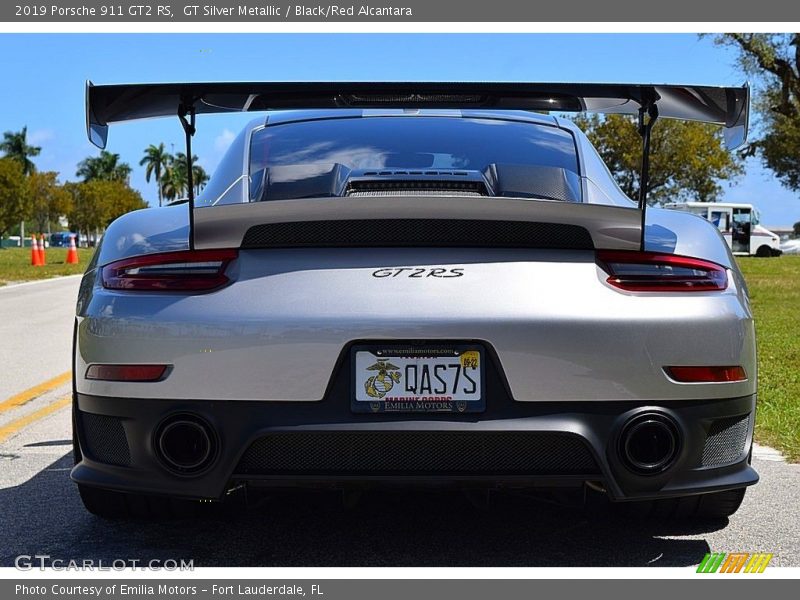 GT2 RS Back View - 2019 Porsche 911 GT2 RS