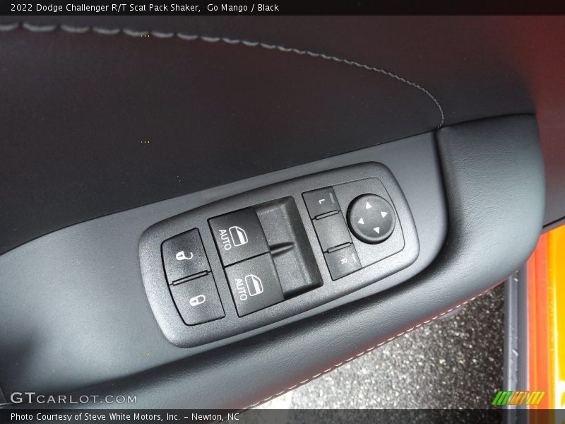 Go Mango / Black 2022 Dodge Challenger R/T Scat Pack Shaker