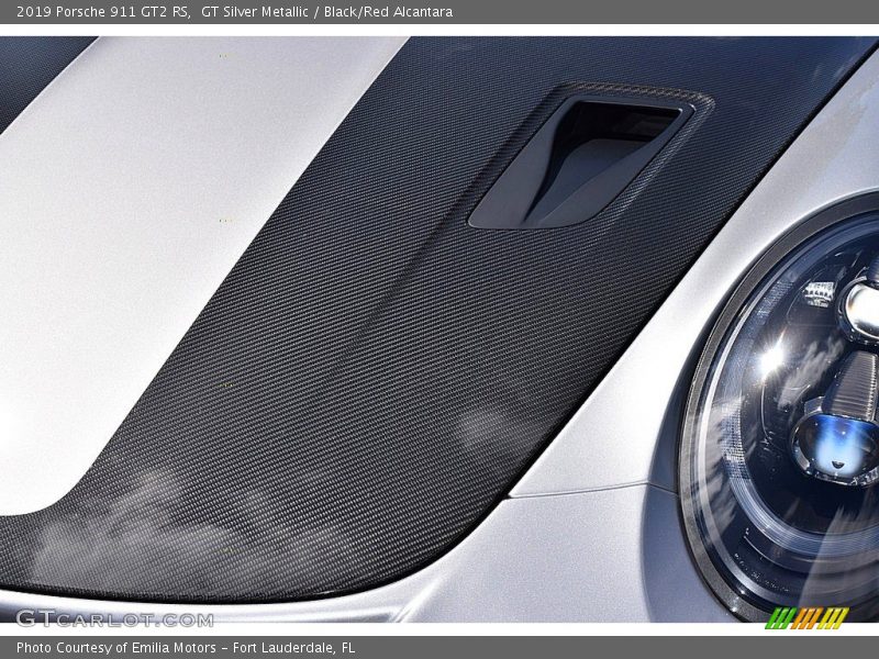 GT Silver Metallic / Black/Red Alcantara 2019 Porsche 911 GT2 RS