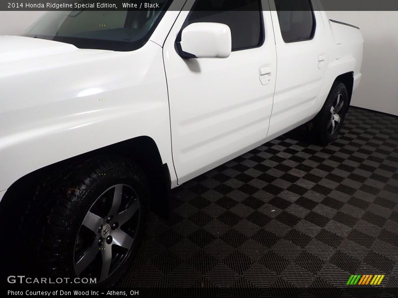 White / Black 2014 Honda Ridgeline Special Edition