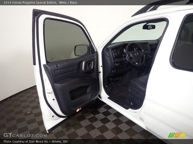 White / Black 2014 Honda Ridgeline Special Edition