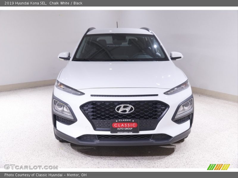 Chalk White / Black 2019 Hyundai Kona SEL