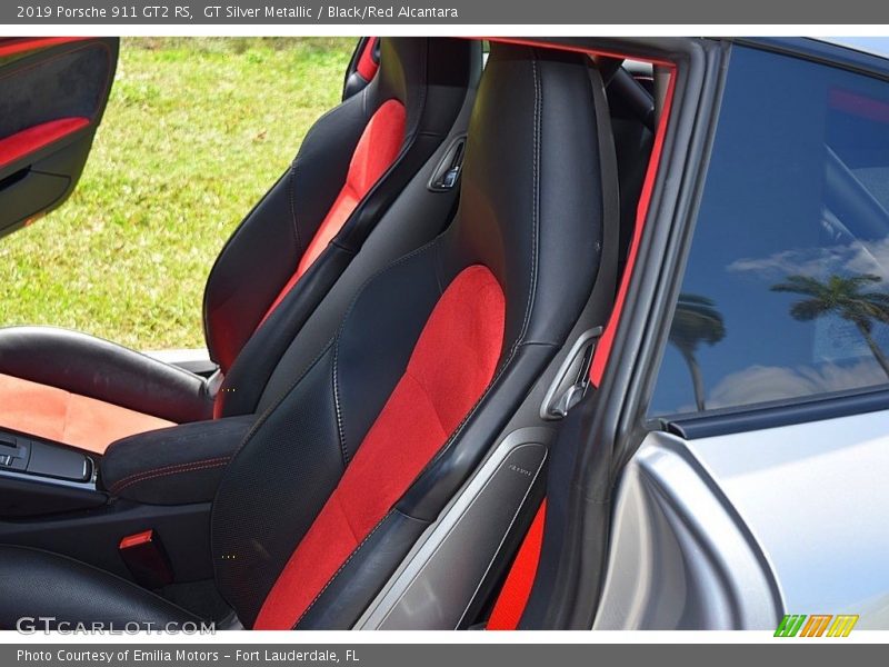 Front Seat of 2019 911 GT2 RS