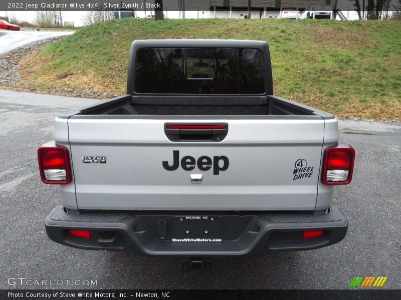 Silver Zynith / Black 2022 Jeep Gladiator Willys 4x4