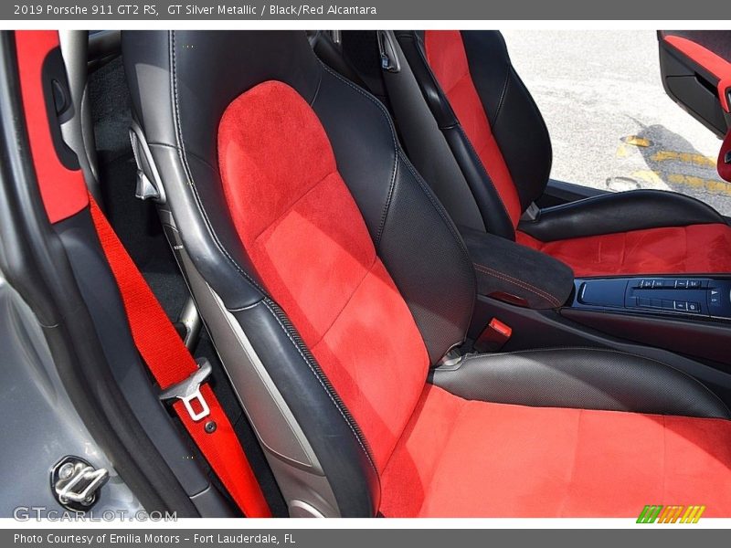 Front Seat of 2019 911 GT2 RS