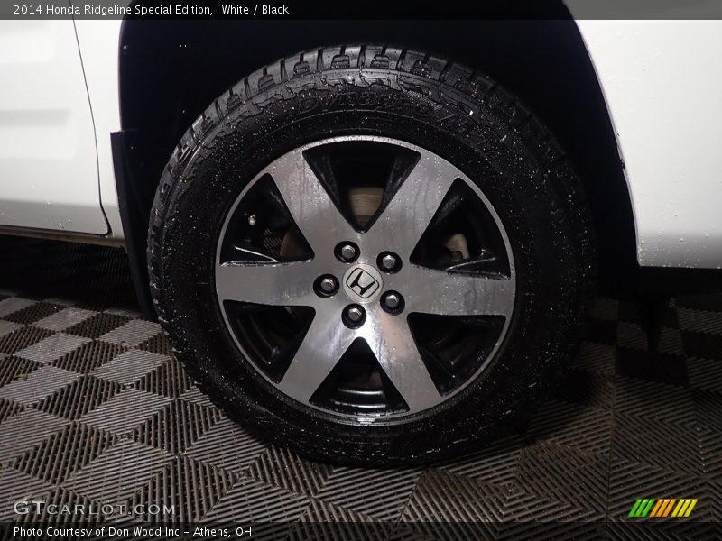 White / Black 2014 Honda Ridgeline Special Edition