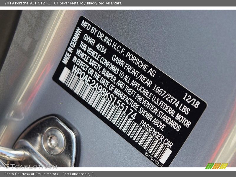 GT Silver Metallic / Black/Red Alcantara 2019 Porsche 911 GT2 RS