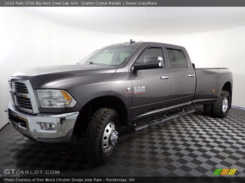 Front 3/4 View of 2016 3500 Big Horn Crew Cab 4x4
