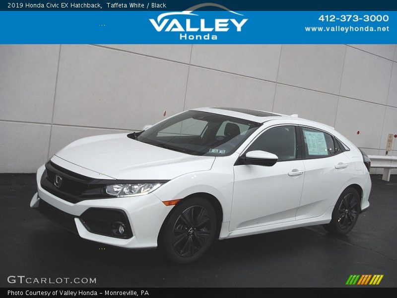 Taffeta White / Black 2019 Honda Civic EX Hatchback