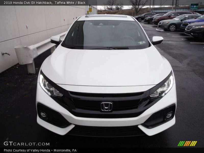 Taffeta White / Black 2019 Honda Civic EX Hatchback