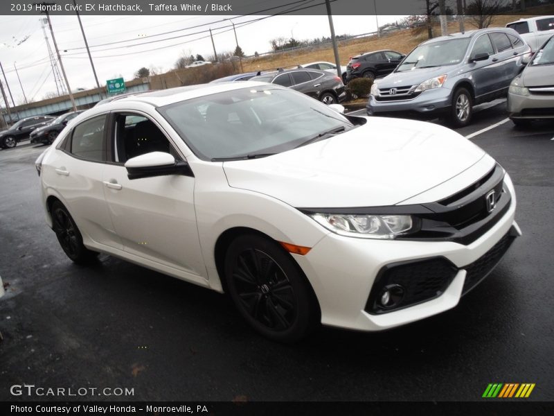 Taffeta White / Black 2019 Honda Civic EX Hatchback
