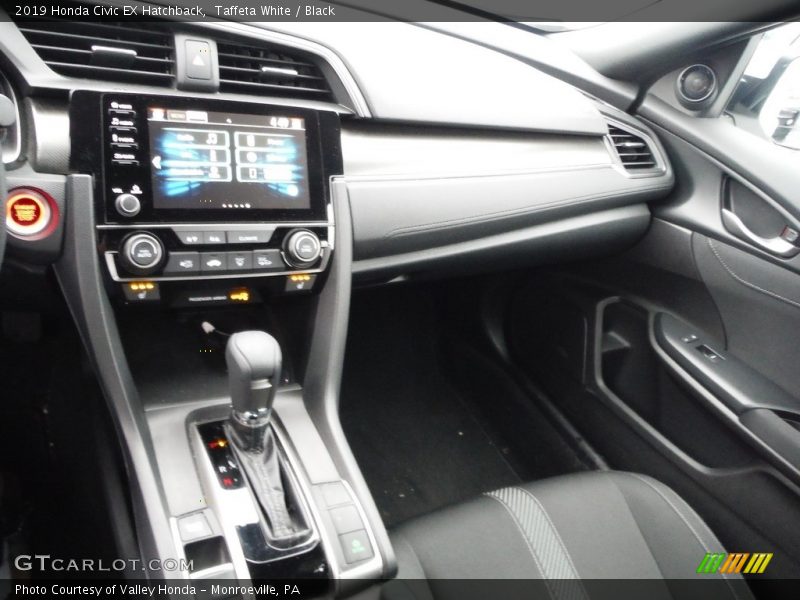 Taffeta White / Black 2019 Honda Civic EX Hatchback