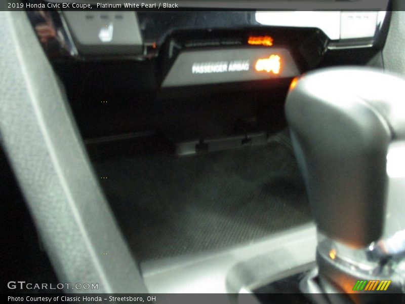 Platinum White Pearl / Black 2019 Honda Civic EX Coupe