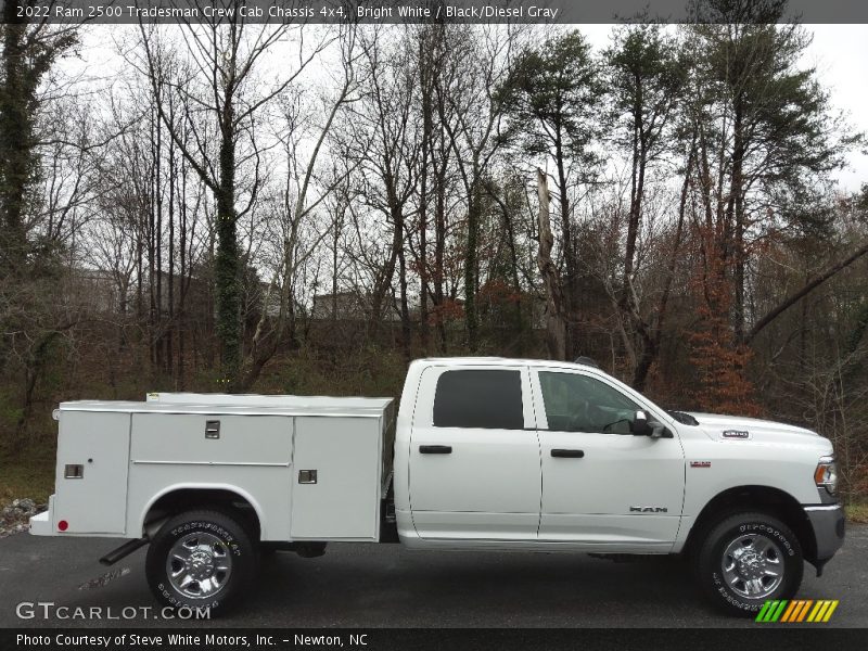 Bright White / Black/Diesel Gray 2022 Ram 2500 Tradesman Crew Cab Chassis 4x4