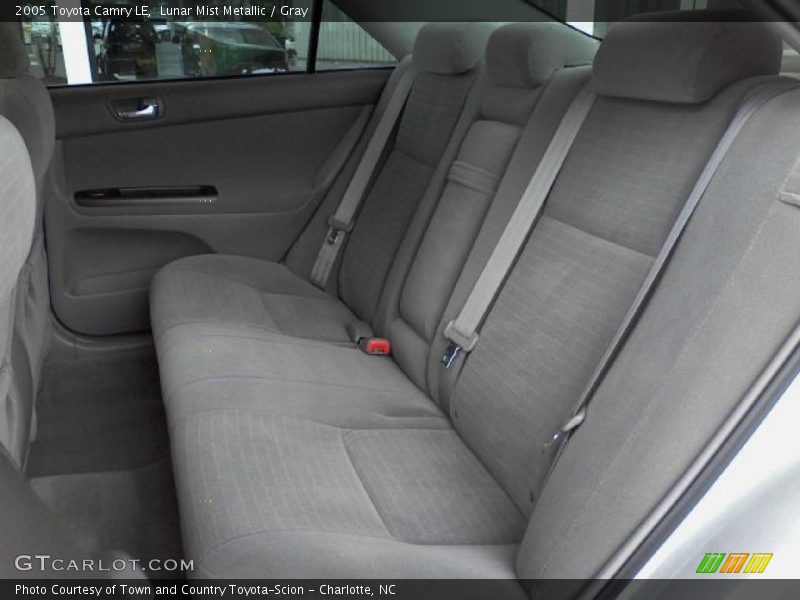Lunar Mist Metallic / Gray 2005 Toyota Camry LE