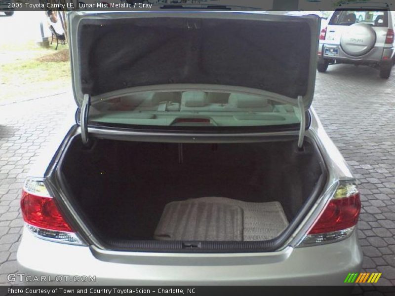 Lunar Mist Metallic / Gray 2005 Toyota Camry LE