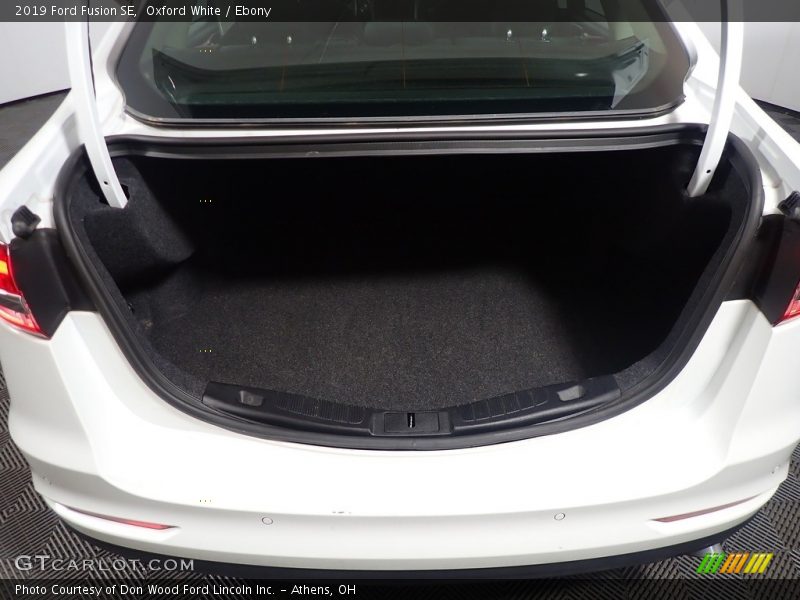 Oxford White / Ebony 2019 Ford Fusion SE