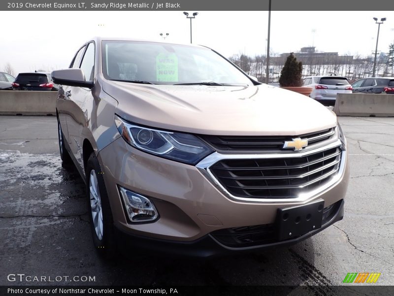 Sandy Ridge Metallic / Jet Black 2019 Chevrolet Equinox LT