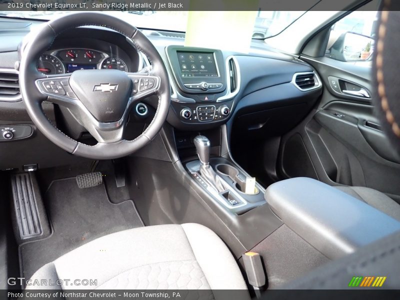 Sandy Ridge Metallic / Jet Black 2019 Chevrolet Equinox LT