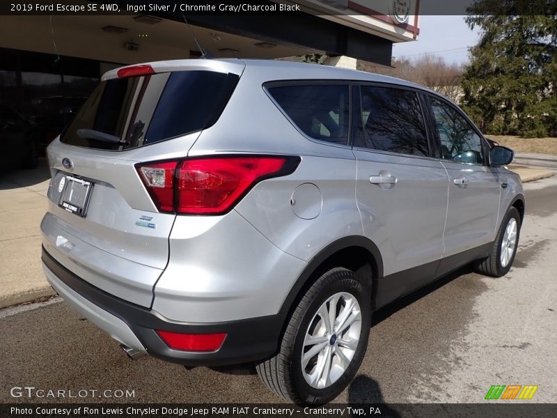 Ingot Silver / Chromite Gray/Charcoal Black 2019 Ford Escape SE 4WD