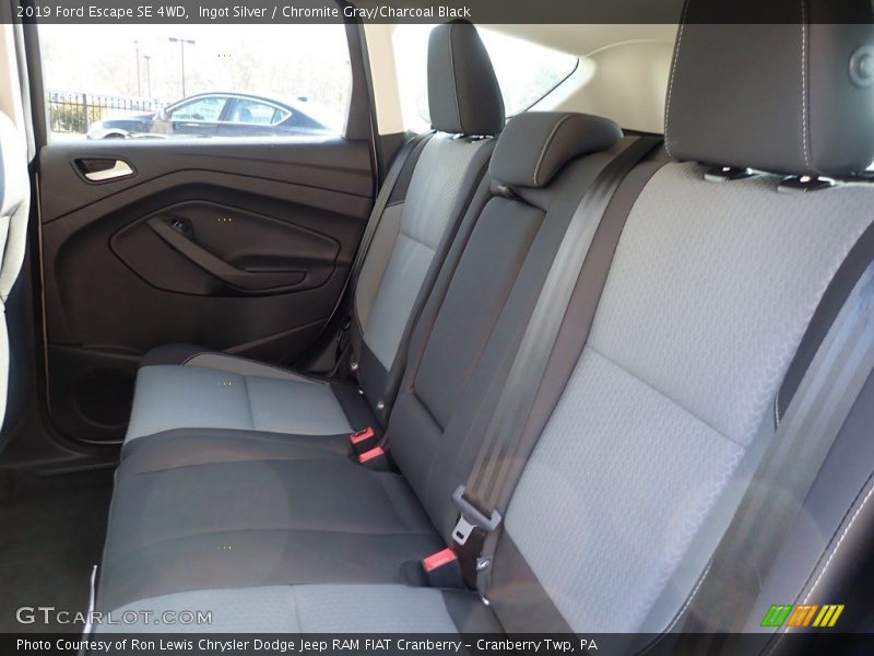 Ingot Silver / Chromite Gray/Charcoal Black 2019 Ford Escape SE 4WD