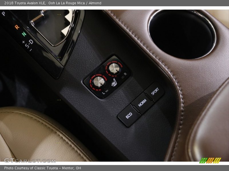 Ooh La La Rouge Mica / Almond 2018 Toyota Avalon XLE