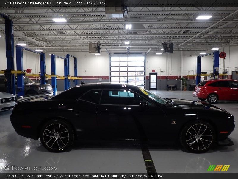 Pitch Black / Black 2018 Dodge Challenger R/T Scat Pack