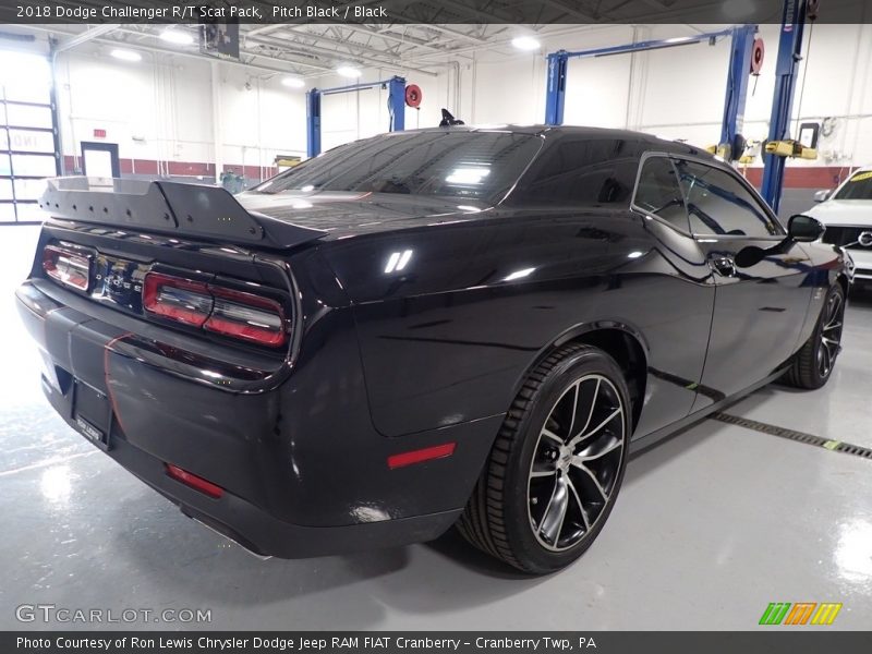 Pitch Black / Black 2018 Dodge Challenger R/T Scat Pack