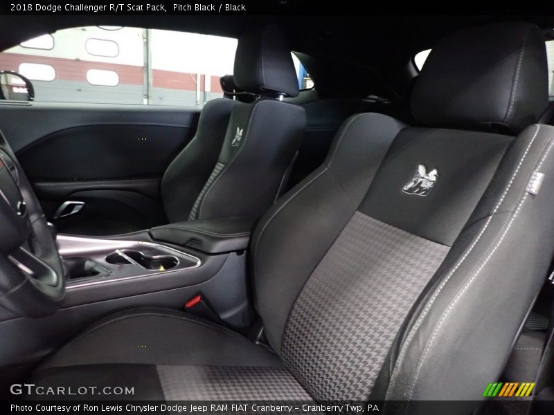 Pitch Black / Black 2018 Dodge Challenger R/T Scat Pack