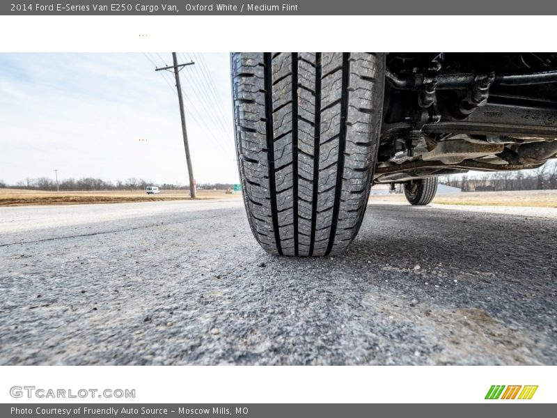 Oxford White / Medium Flint 2014 Ford E-Series Van E250 Cargo Van
