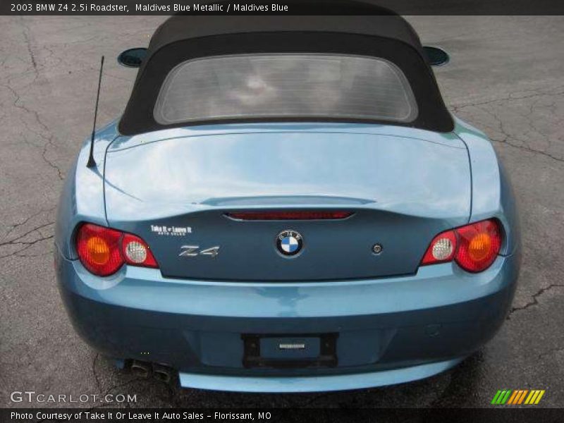 Maldives Blue Metallic / Maldives Blue 2003 BMW Z4 2.5i Roadster