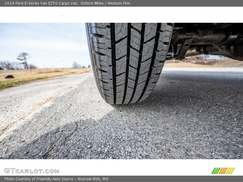 Oxford White / Medium Flint 2014 Ford E-Series Van E250 Cargo Van