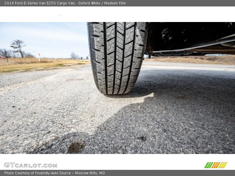Oxford White / Medium Flint 2014 Ford E-Series Van E250 Cargo Van