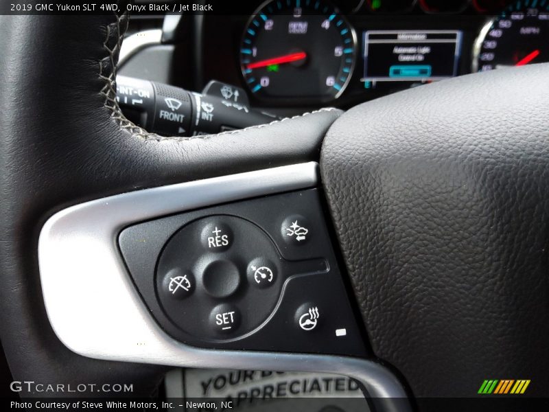  2019 Yukon SLT 4WD Steering Wheel