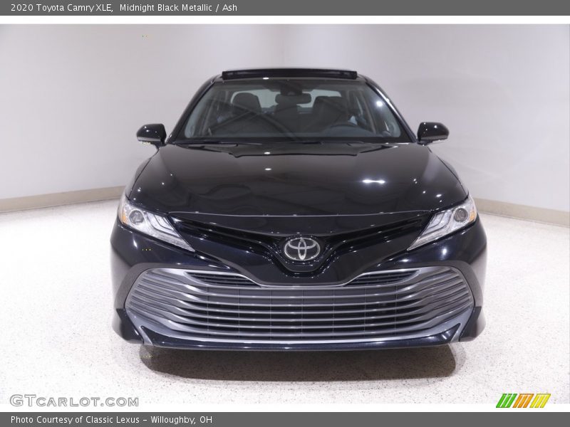Midnight Black Metallic / Ash 2020 Toyota Camry XLE