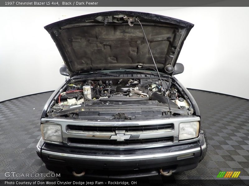 Black / Dark Pewter 1997 Chevrolet Blazer LS 4x4
