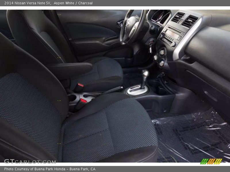 Aspen White / Charcoal 2014 Nissan Versa Note SV
