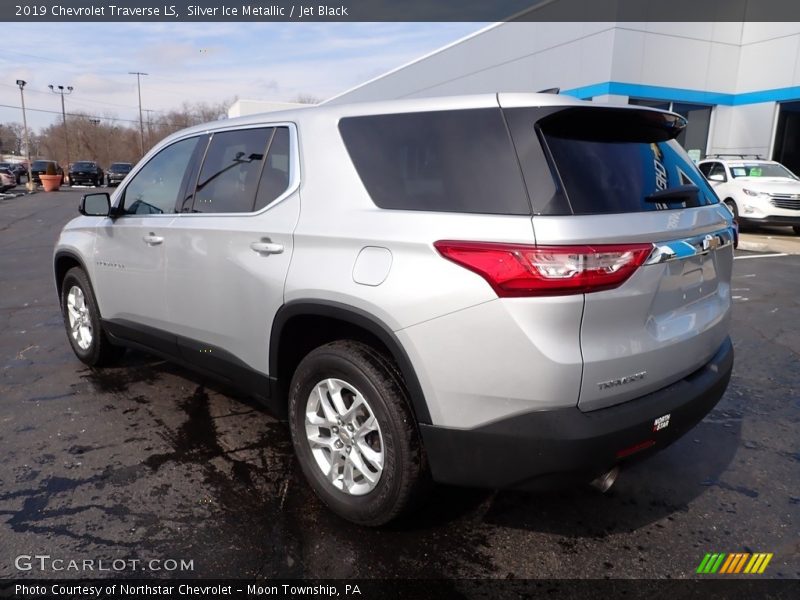Silver Ice Metallic / Jet Black 2019 Chevrolet Traverse LS