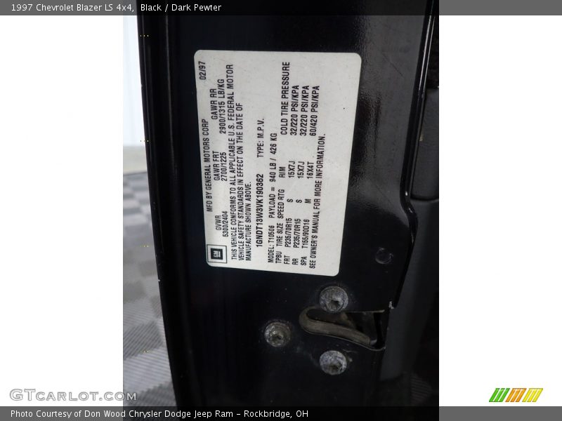 Black / Dark Pewter 1997 Chevrolet Blazer LS 4x4