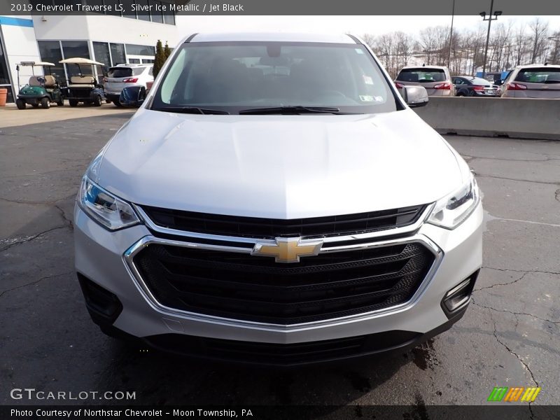 Silver Ice Metallic / Jet Black 2019 Chevrolet Traverse LS