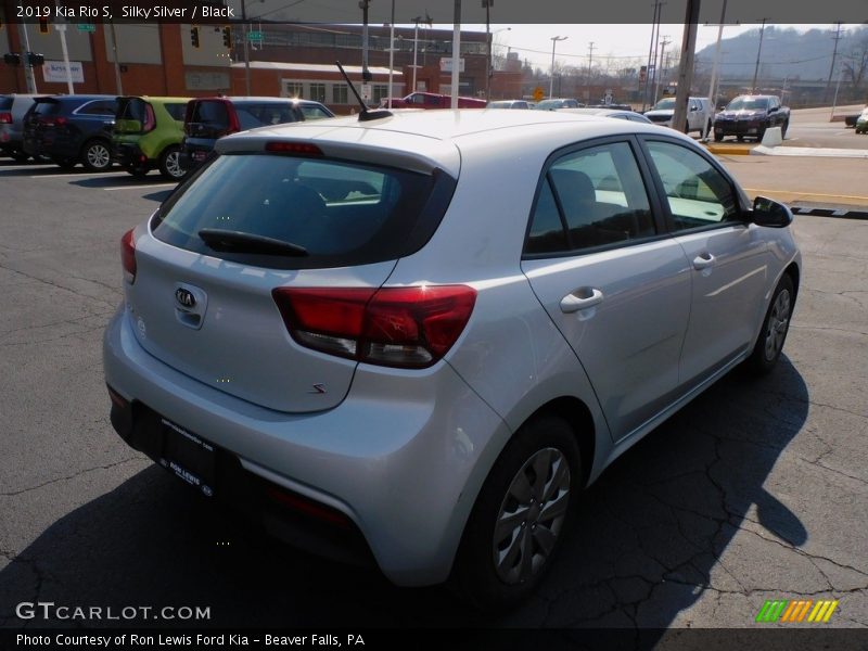Silky Silver / Black 2019 Kia Rio S