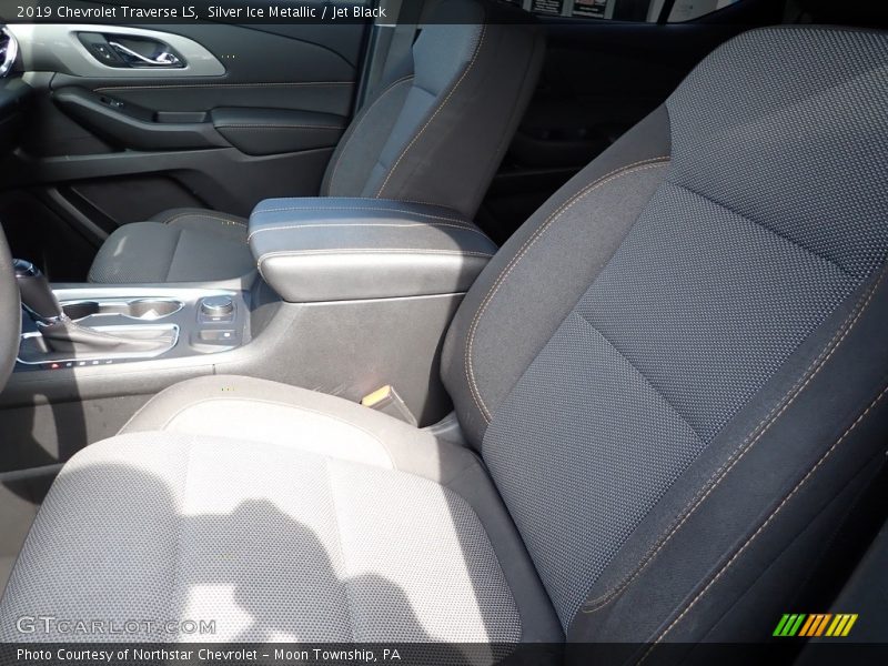 Silver Ice Metallic / Jet Black 2019 Chevrolet Traverse LS
