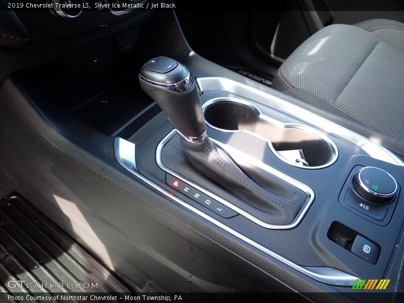 Silver Ice Metallic / Jet Black 2019 Chevrolet Traverse LS