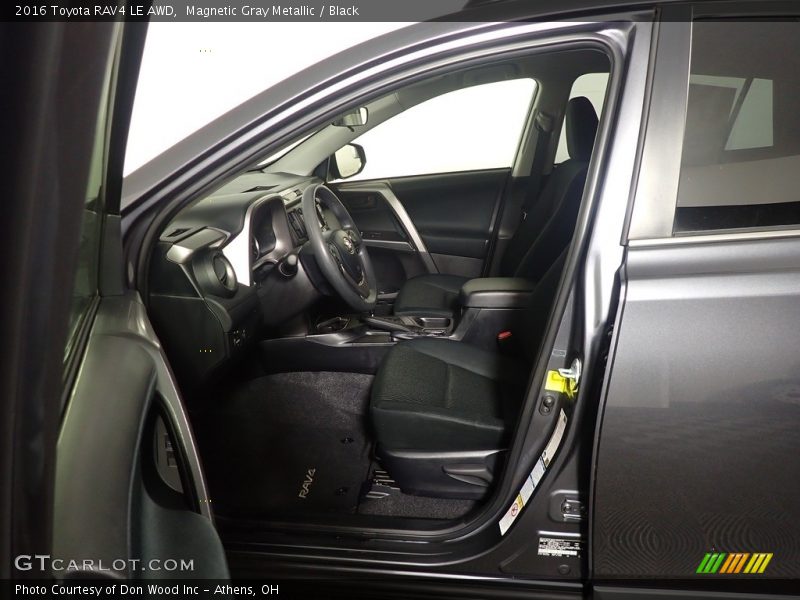 Magnetic Gray Metallic / Black 2016 Toyota RAV4 LE AWD