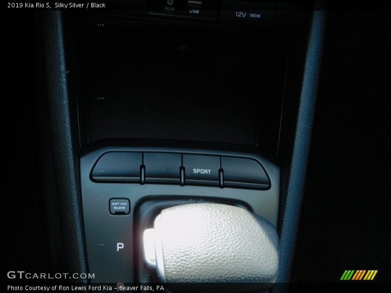 Silky Silver / Black 2019 Kia Rio S